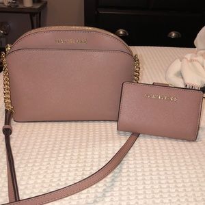 Micheal Kors crossbody bag and wallet set